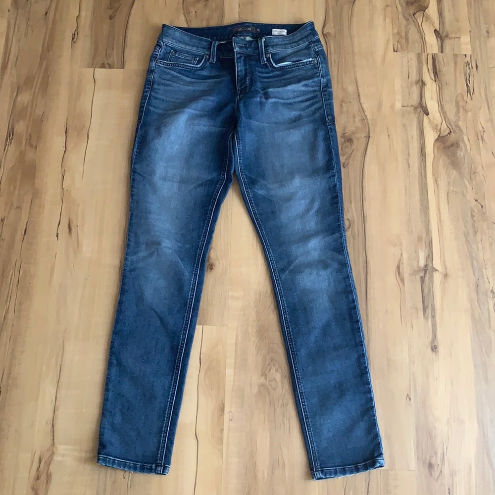 Level 99 skinny Jean 27